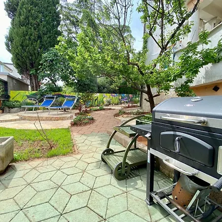 Apartament Didi With Private Garden, Close To The Krk Center