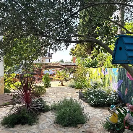 Apartamento Didi With Private Garden, Close To The Krk Center *