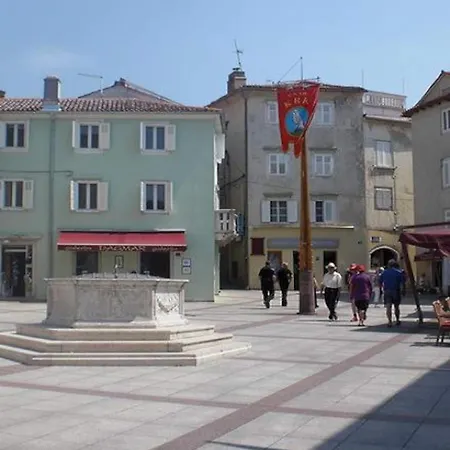 Didi With Private Garden, Close To The Krk Center *