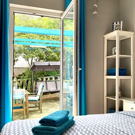 Didi With Private Garden, Close To The Krk Center Apartman *